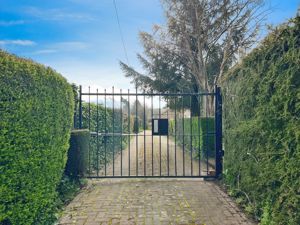 Photo 18- click for photo gallery